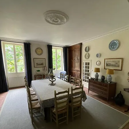 La Grange Du Barry Nocleg ze śniadaniem Belveze