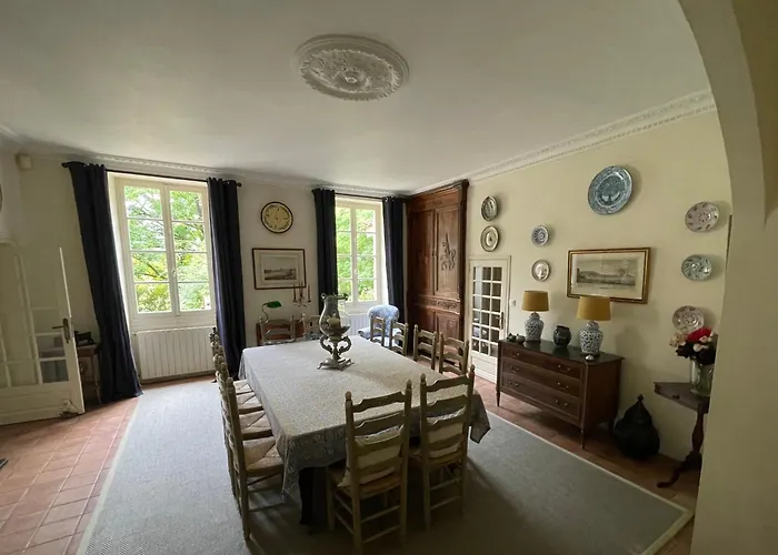 La Grange Du Barry Bed and Breakfast Belveze